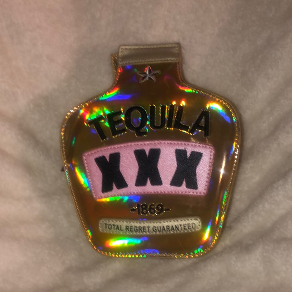 Tequila clutch gold chain included